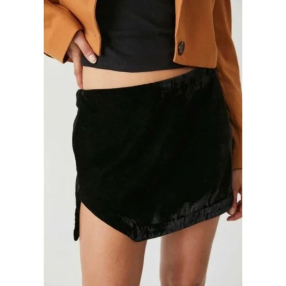 Free People Black Velvet Mini Skirt Womens Size 8